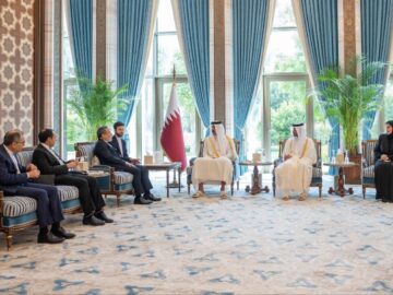 عراقچی با امیر دولت قطر دیدار کرد