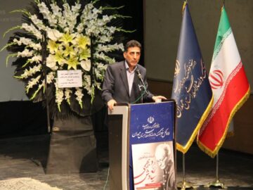 استاد دیهیمی نماد اخلاق، هنر و فرهنگ همدان است