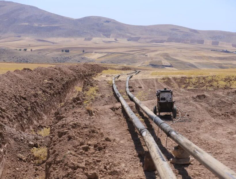 عملیات آبرسانی به ۱۰ روستای شهرستان دلفان آغاز شد