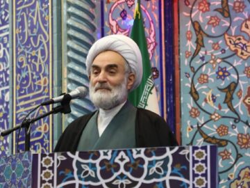 امام جمعه رشت: دستگاه‌های نظارتی گلوگاه‌های گرانی را شناسایی کنند 