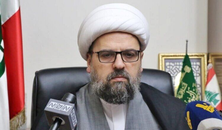 روحانی برجسته لبنانی: مقاومت شریک قدرتمند ارتش است