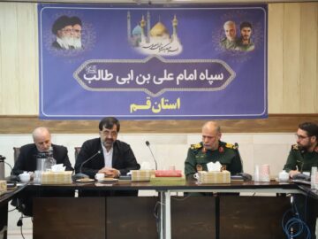 استاندار قم: همکاری با سپاه پاسداران برای حل مشکلات مردم ضروری است