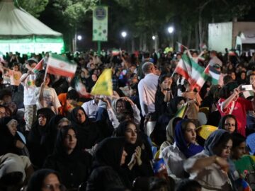 جشن سالروز میلاد پیامبر اسلام (ص) در چهارمحال و بختیاری برگزار شد
