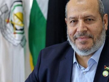 «خلیل الحیه» بر پیکر فرزند شهیدش نماز اقامه کرد
