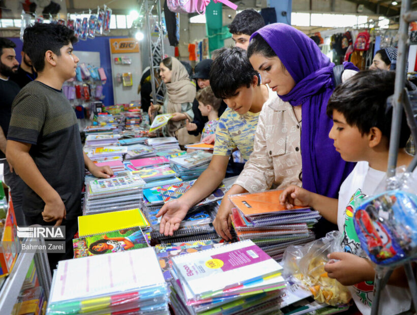 نمایشگاه عرضه مستقیم کالا در مرکز گیلان گشایش یافت