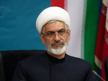حضور هوشمندانه خبرنگاران ایرانی امپراتوری رسانه‌ای غرب را منزوی کند