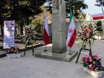 کاردار لهستان: قدردان مردم ایران برای پناه دادن به لهستانی‌ها هستیم