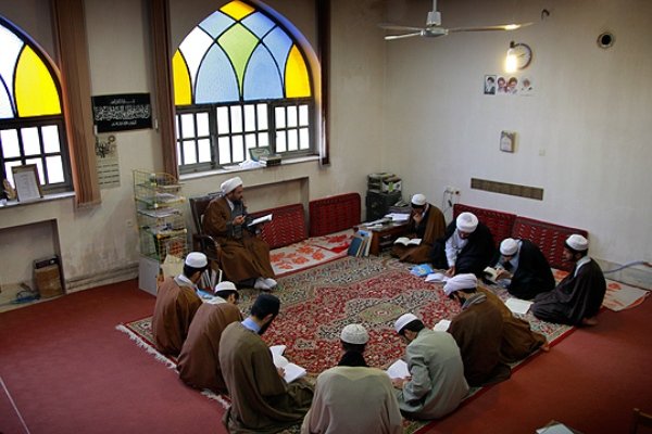 مهلت ثبت دروس اساتید سطوح عالی و خارج حوزه علمیه قم تمدید شد