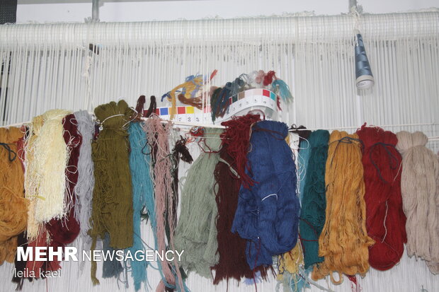 بافتن آینده با تار و پود قالی؛ هنری که از ایلام به بازارهای جهانی رسید