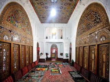 تصاویر منتشر شده از آسیب به حسینیه امینی ها قدیمی است