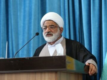 همدلی و وحدت ملی موجب زبونی دشمن خواهد شد