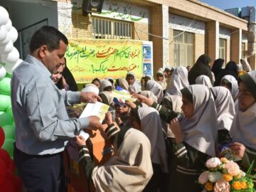 مشارکت مردم در جشن عاطفه‌ها معجزه‌ای ماندگار است