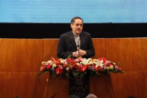 نگاهداری: استعدادهای درخشان باید درگیر حکمرانی شوند