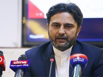 مدیران باید قبل از ورود به عرصه قدرت تحت تربیت اخلاقی و علمی باشند