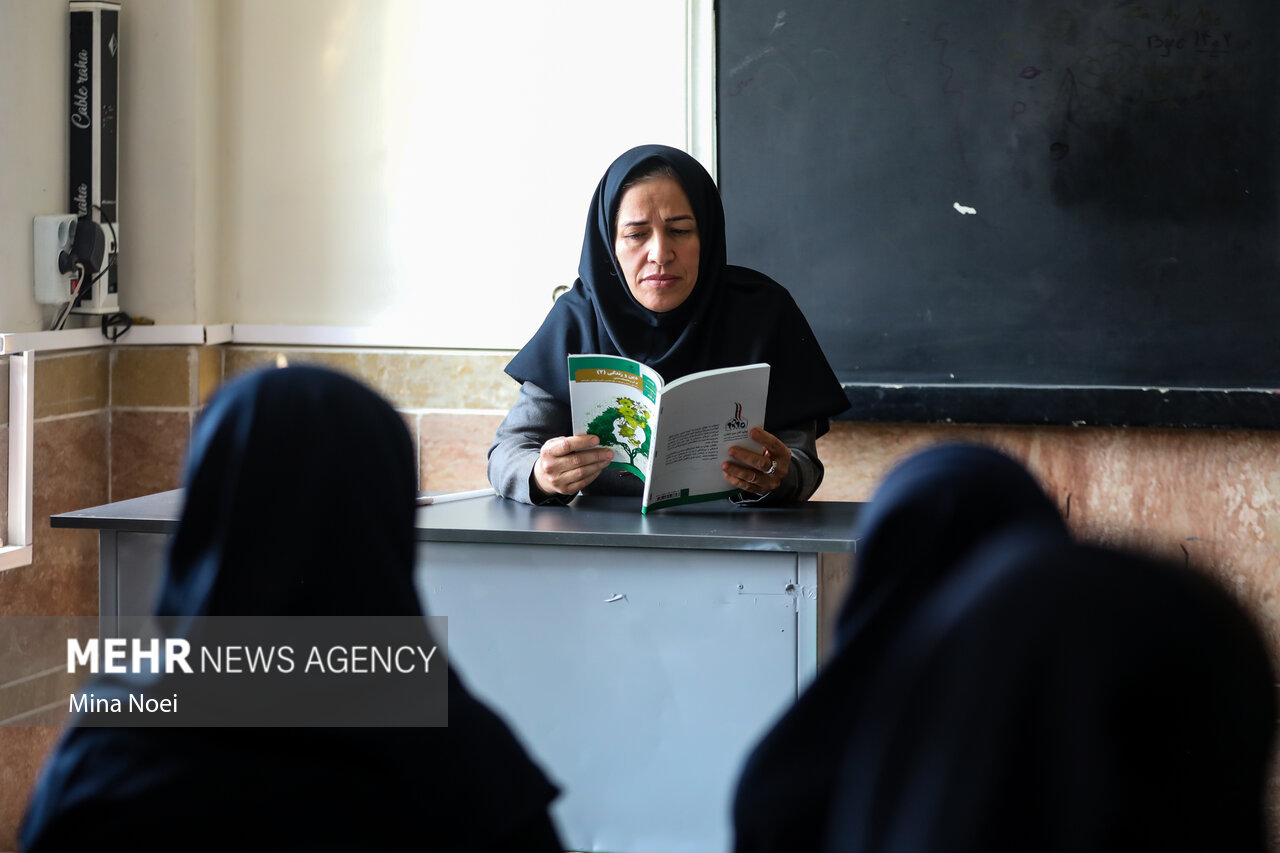 لرستان به استقبال مهر می‌رود