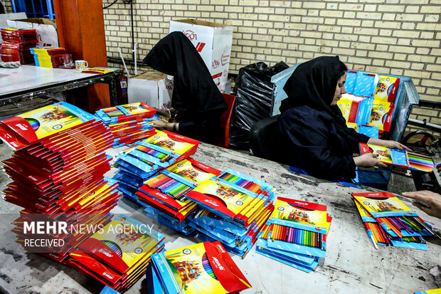 بازار نوشت‌افزار تبریز در آستانه مهر؛ تنوع بالا، قدرت خرید پایین