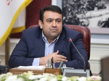 تأکید نجارزاده بر بهبود معیشت کارکنان بانک‌ها