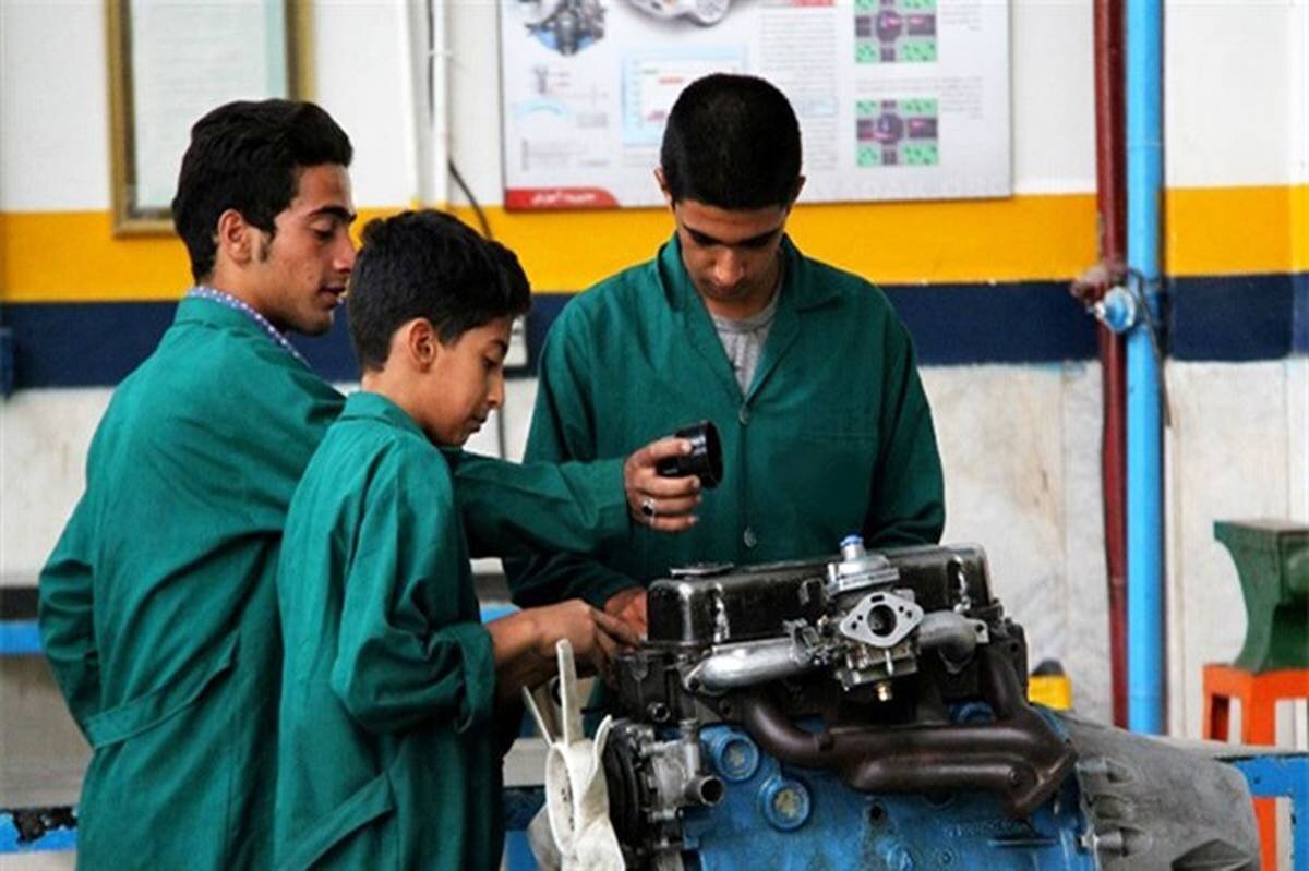 لرستان به استقبال مهر می‌رود
