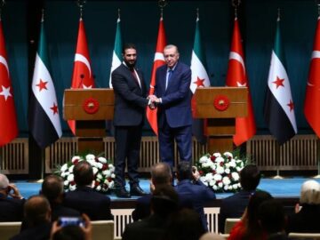 چرا اردوغان و جولانی در برابر حملات اسرائیل سکوت می‌کنند؟