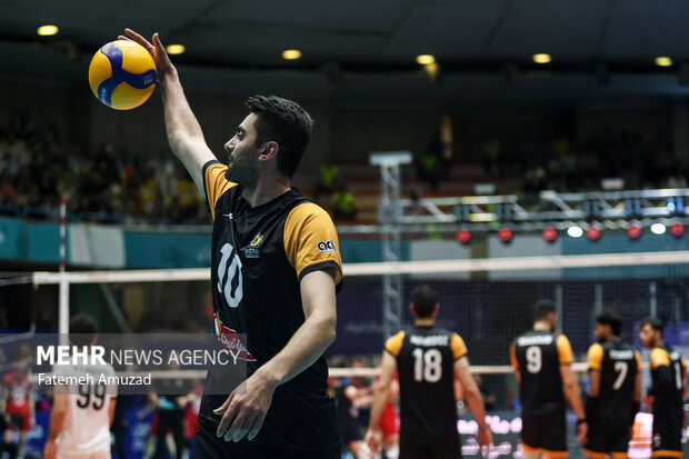 محمدکاظم:لیگ ۱۴ تیمی به شرط برنامهریزی جذاب است/نمایش خوب اولویت دارد