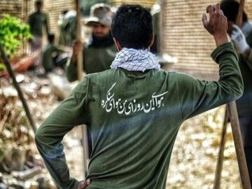 رمز پیروزی کشور در حرکت انقلابی و جهادی است