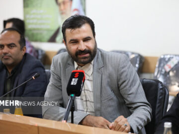 تقریظ رهبر انقلاب بر «پاسیاد پسر خاک» نماد تکریم ادبیات مقاومت است