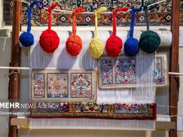 افتتاح نخستین کارگاه آموزش قالیبافی در شهرستان هامون