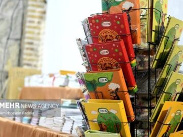 طرح ارمغان مهر در هلال‌احمر زنجان با یاری خیرین آغاز شد