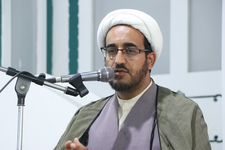 میلاد پیامبر(ص) فرصتی برای تجدید پیمان با آرمانهای ناب اسلامی