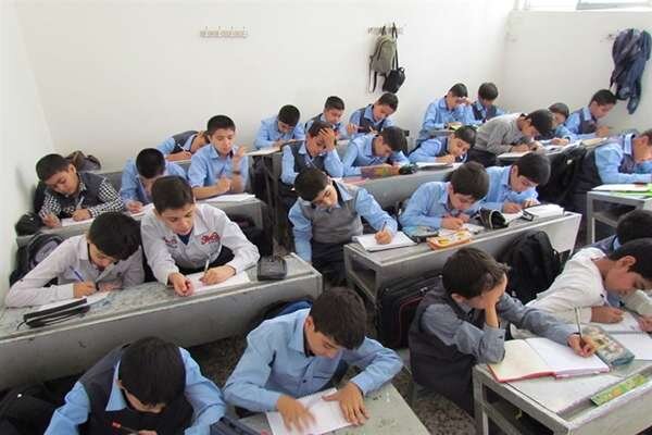 آمادگی ۸۶۰۰ کلاس برای آغاز سال تحصیلی در بوشهر