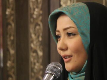 شعر من را تراشید؛ کار اصلی‌ام مجسمه‌سازی است و خودم را شاعر نمی‌دانم
