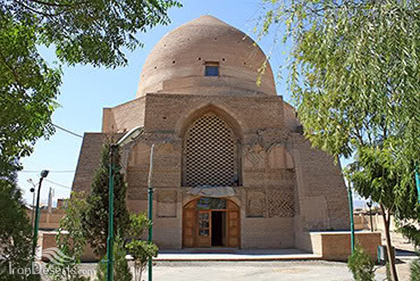 معماری مساجد اصفهان؛ اینجا هر کاشی با خدا نجوا می‌کند