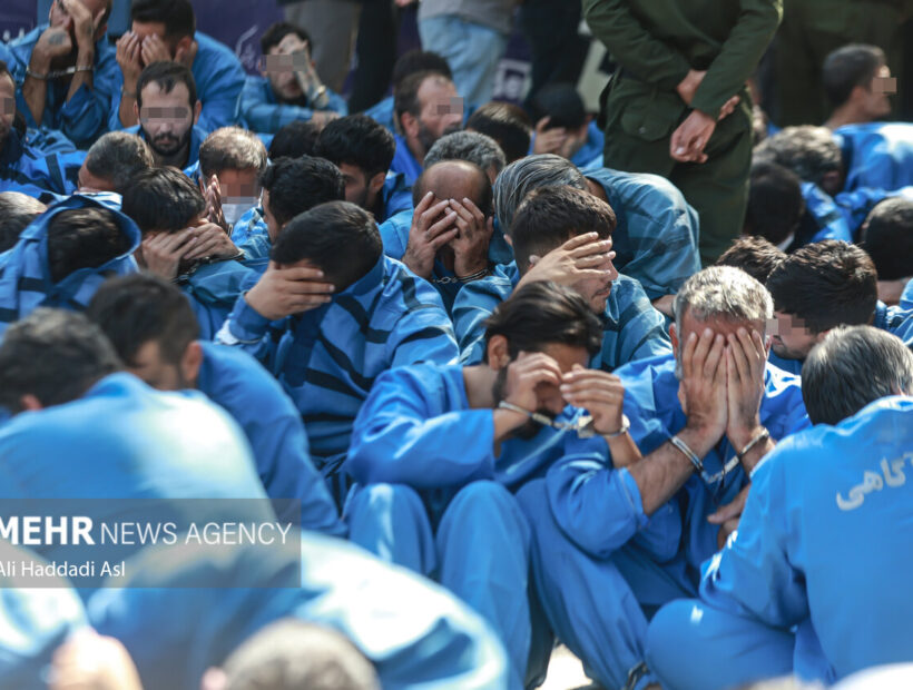 پاتک پلیس ملارد به پاتوق توزیع‌کنندگان موادمخدر؛ ۱۲ نفر دستگیر شدند