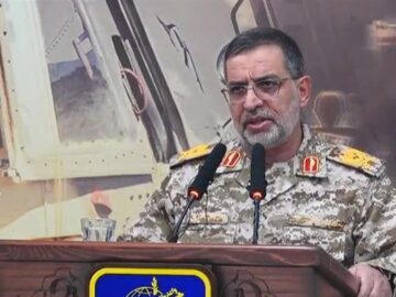 سردار نائینی: تجربه هشت سال دفاع مقدس در جنگ ۱۲ روزه خود را نشان داد
