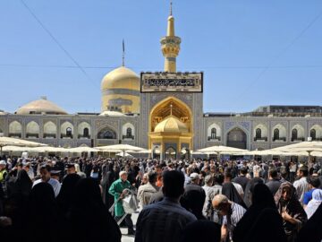 حرم رضوی در روز شهادت امام حسن عسکری(ع)