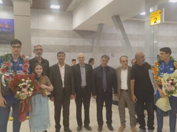 رشد چمن طبیعی ورزشگاه یادگار امام(ره) پیشرفت خوبی داشته است