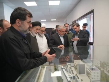 بازدید وزیر میراث‌فرهنگی از روند احداث بیمارستان فوق‌تخصصی نور قم