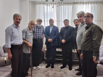 تأکید بر انتقال میراث ملی تئاتر به نسل جوان