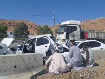 مصدوم شدن ۵ نفر بر اثر تصادف دو خودرو در محور نرماشیر- کامرانیه