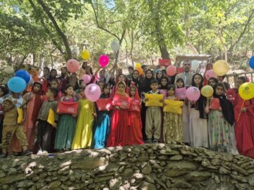 پویش «کتابخوان هوارنشین بیساران» در  روستای بیساران برگزار شد