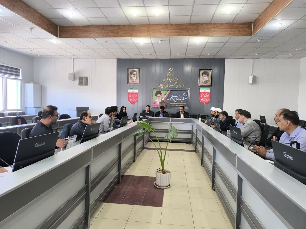 استعلامهای ساده و غیرضروری مانع سرعت عمل در نهضت ملی مسکن نشود