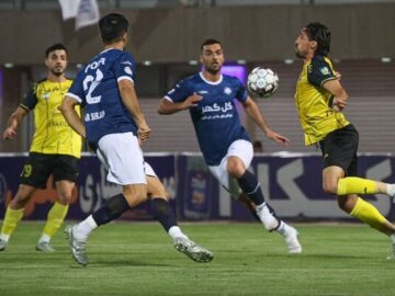 تساوی پرحادثه در دیدار سپاهان و گل گهر؛ اخراج، پنالتی و گل مردود