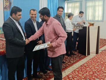 آئین تجلیل از ستارگان همایش فرهنگی هنری فردا در رودان برگزار شد