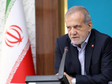 پزشکیان: تنها راه خنثی‌سازی توطئه‌های دشمن خدمت‌رسانی بی‌وقفه است