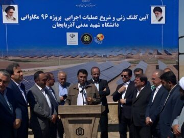 متفکرآزاد: آذربایجان از بهترین نقاط کشور برای نیروگاه خورشیدی است
