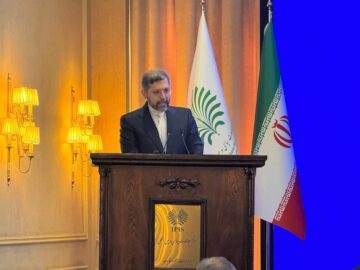 خطیب‌زاده: «اکو» نقش مهمی در سیاست همسایگی ایران دارد