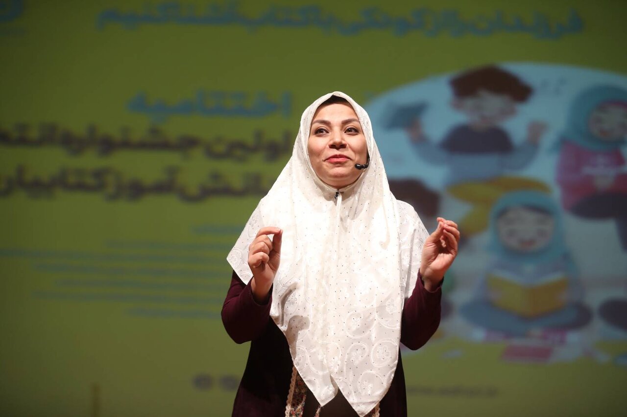 قصه‌گویی کلید پرورش کودک کتابخوان