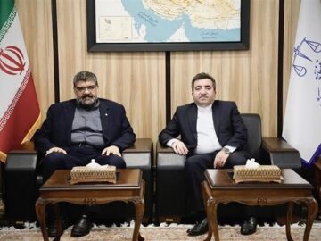 تفاهم‌نامه همکاری میان مرکز وکلا و سازمان ثبت اسناد