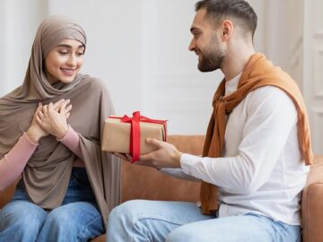 راز محبوبیت نزد پیامبر(ص) خوش‌اخلاقی با همسر است؛کمترین نتیجه بداخلاقی