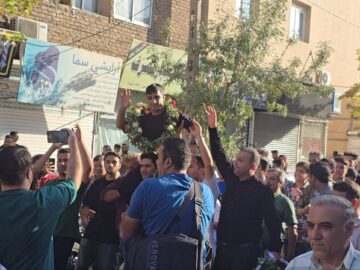 قدرشناسی مشهدی ها از یک قهرمان